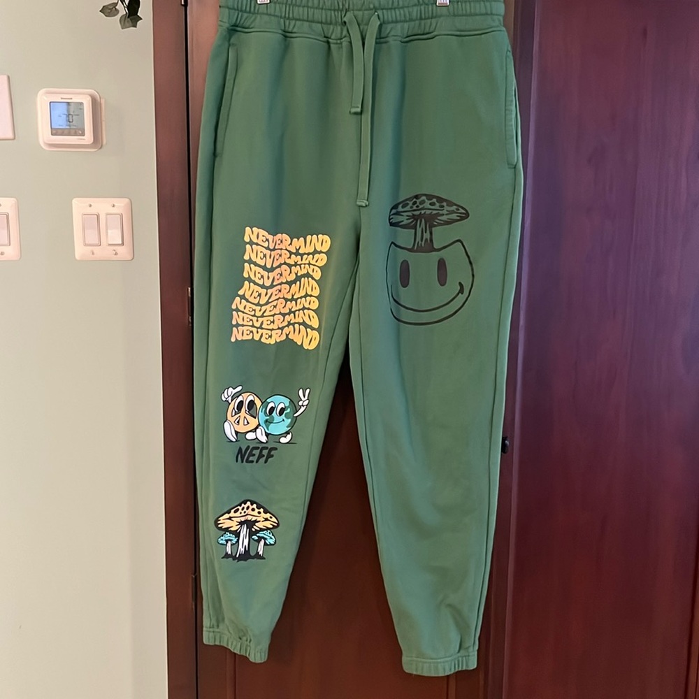 Neff joggers